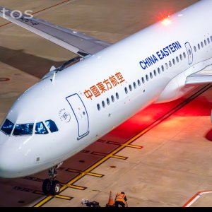 东航A21N停机